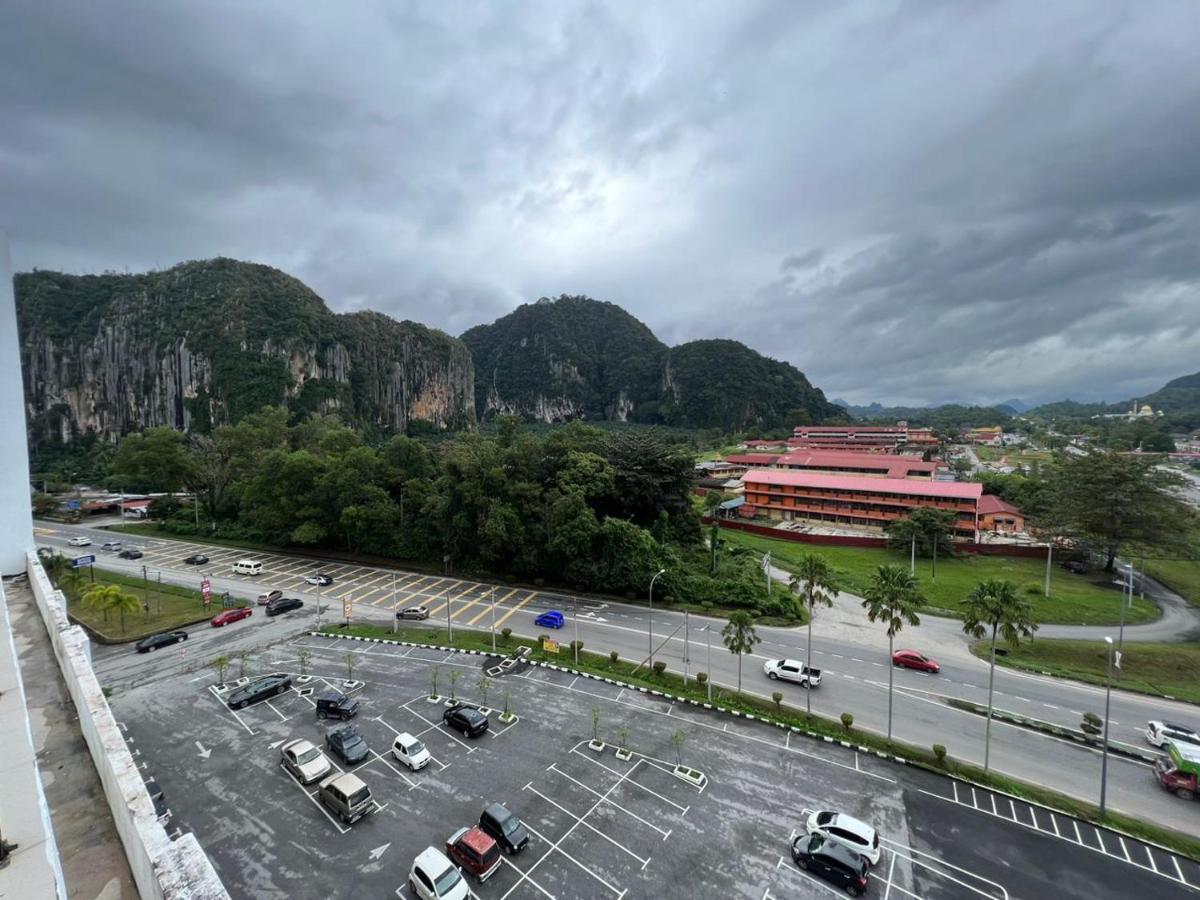Hassma Studio Apartment At Kompleks Mutiara Gm Gua Musang Dış mekan fotoğraf